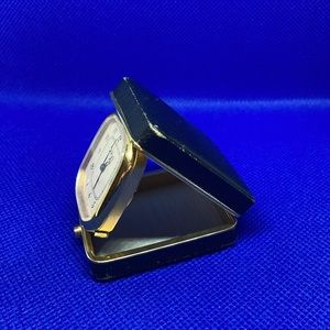 LUXOR Vintage Travel Alarm Clock